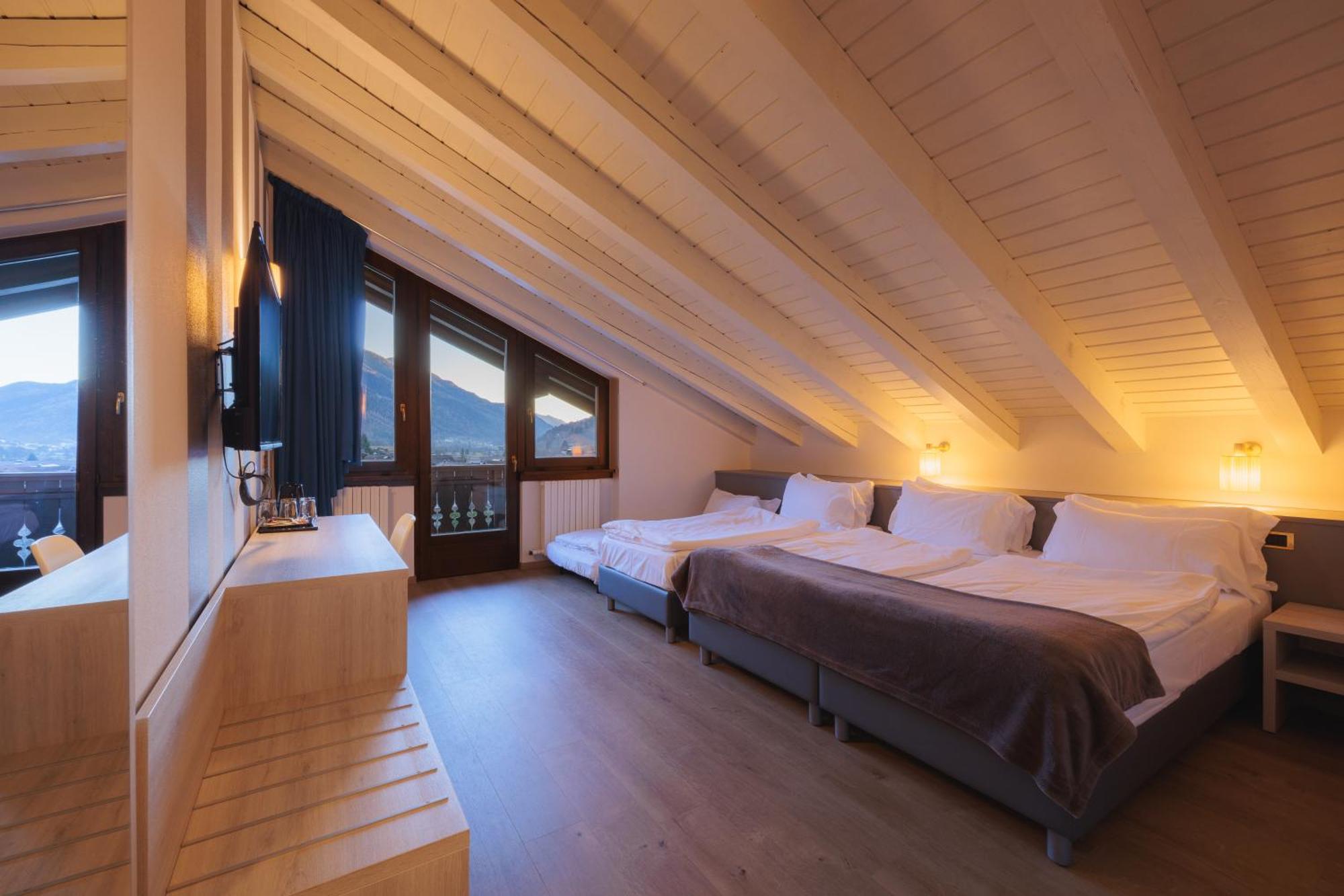 פינזולו Hotel Binelli מראה חיצוני תמונה