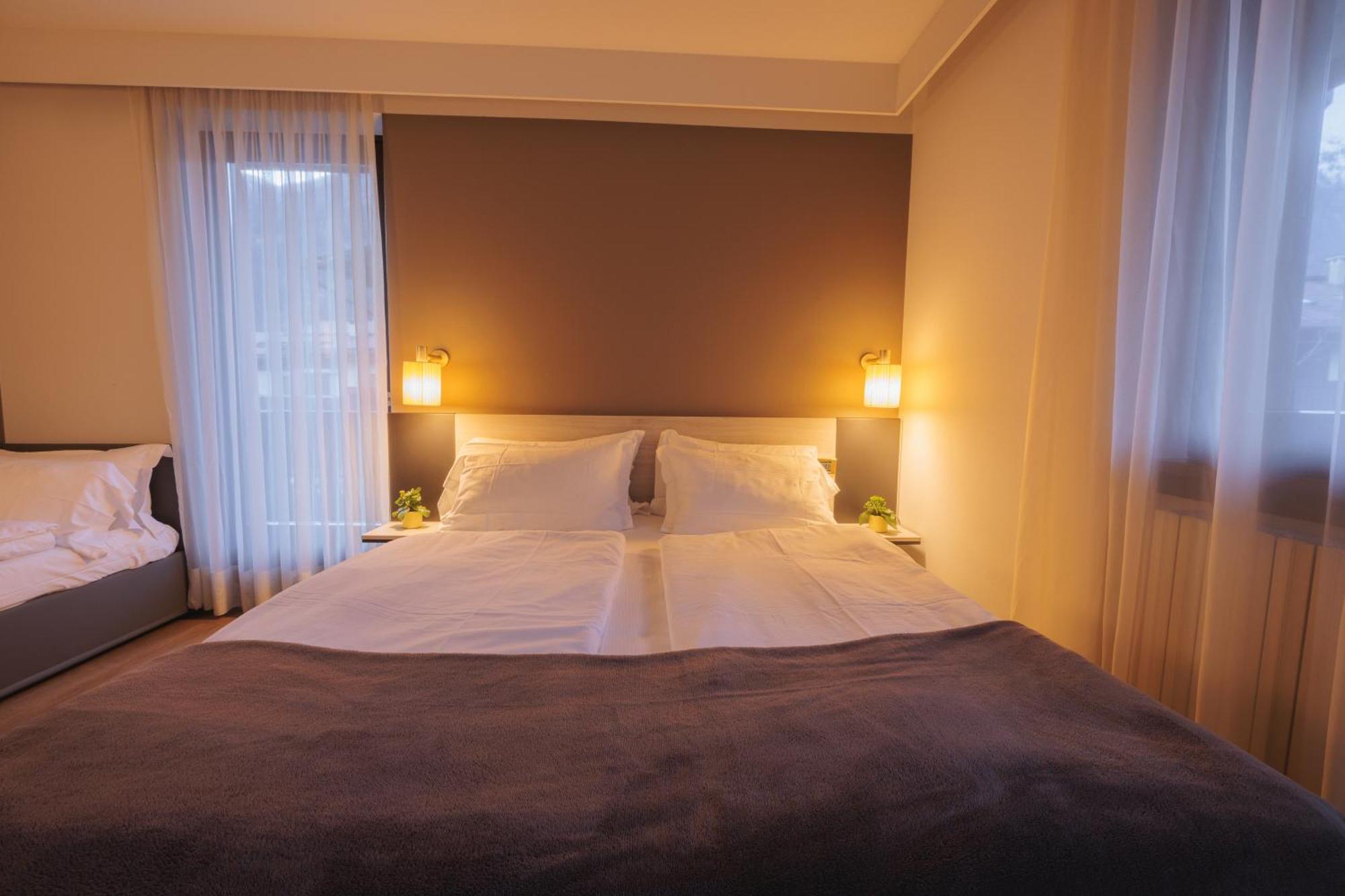 פינזולו Hotel Binelli מראה חיצוני תמונה
